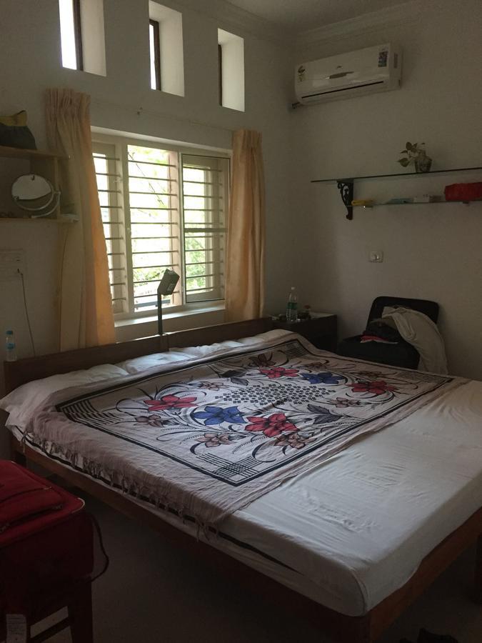 Nathans Holiday Home Kochi ภายนอก รูปภาพ