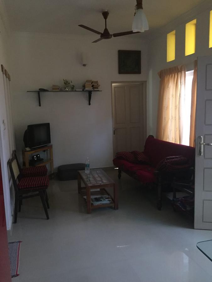 Nathans Holiday Home Kochi ภายนอก รูปภาพ