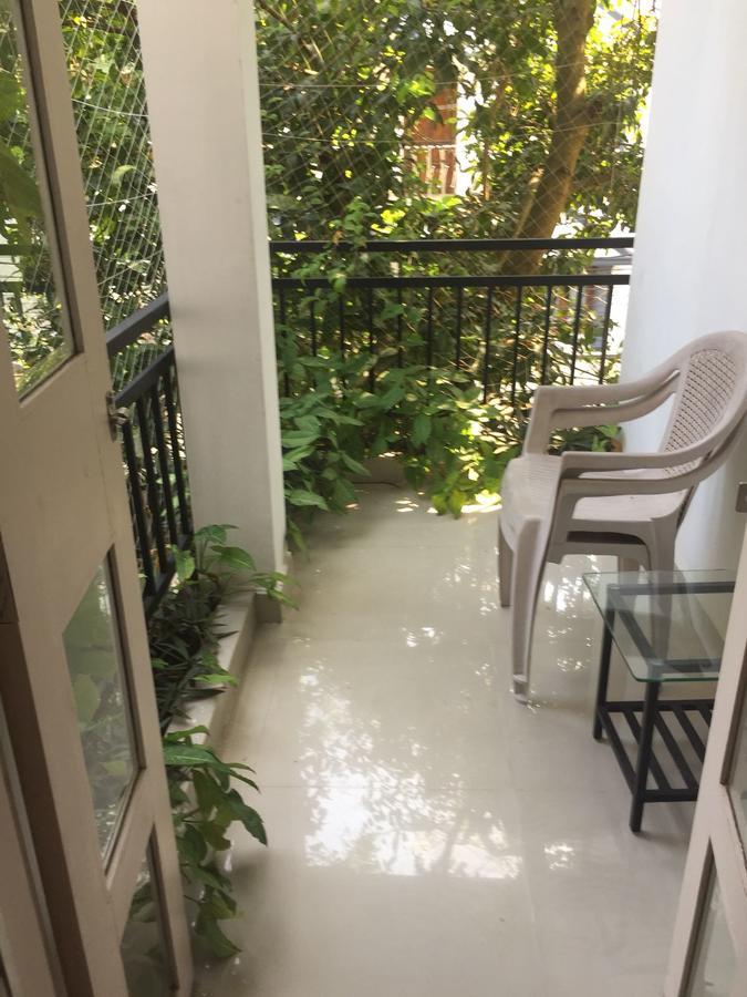 Nathans Holiday Home Kochi ภายนอก รูปภาพ