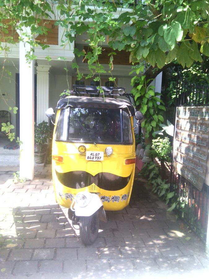 Nathans Holiday Home Kochi ภายนอก รูปภาพ