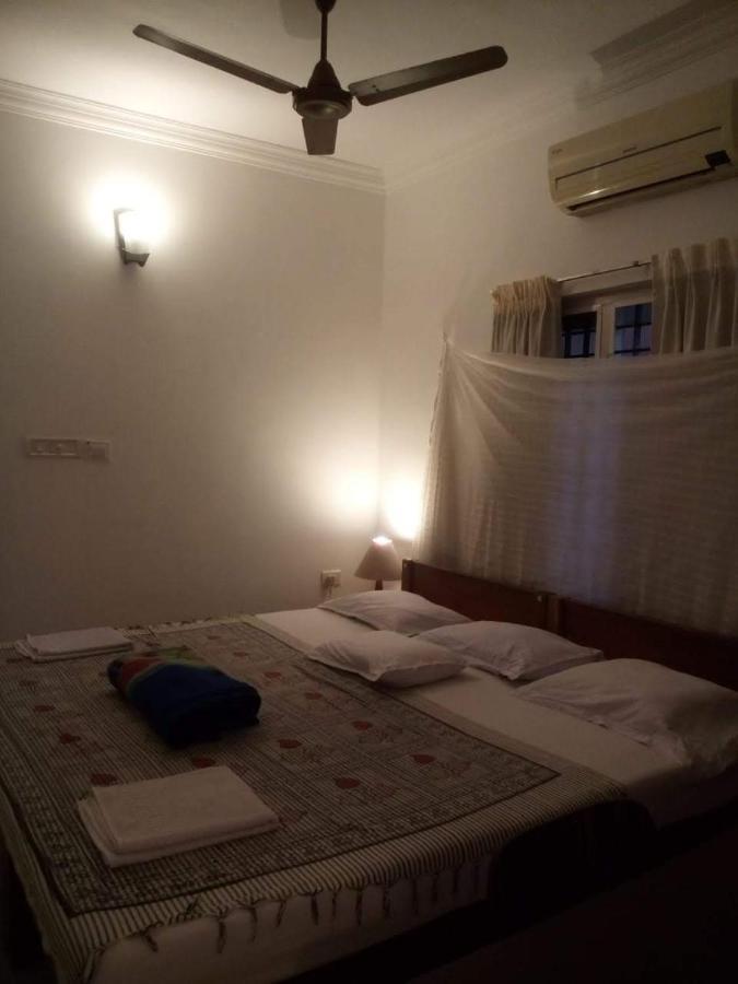 Nathans Holiday Home Kochi ภายนอก รูปภาพ